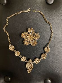 vintage jewellery