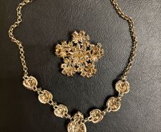 vintage jewellery