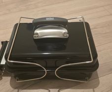 Weber Go Anywhere portable gas bbq