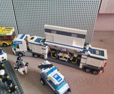 LEGO City Police + Fire Brigade bundle