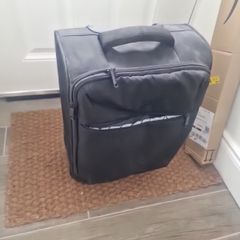 Small cabin Suitcase
