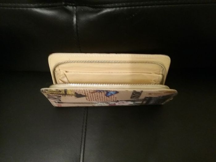 NEW Paris Purse