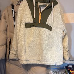 Women's lagooners sherpa fleece size 8