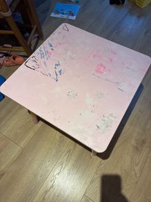 Kids table