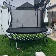 Spring free Trampoline