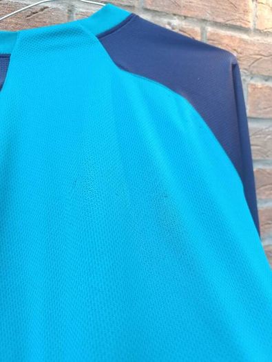 Puma gym top mens (M)