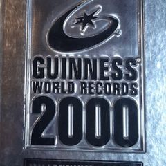 Guinness world records millennium 2000 book