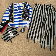 Pirate Costume Halloween Age 4-7 yrs
