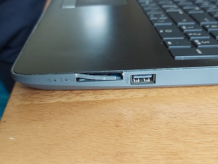 HP 15.6 inch Laptop, Model 15-db0521sa, AMD A6-9225 Radeon R4, 5 Compute Cores 2C + 3G, 2.6GHz, 4GB Ram, windows 10, Microsoft Edge, Chrome and VLC