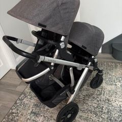 Uppa Baby Vista 2 travel system and accessories