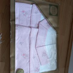 Green Hills Vintage Bedsheets- Original Sheet and Pillowcase Set- Bedset