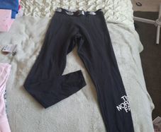 black northface leggings