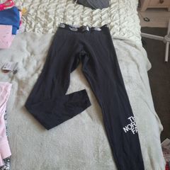 black northface leggings