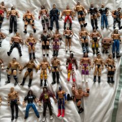 wwe 35 wrestlers action figures lot