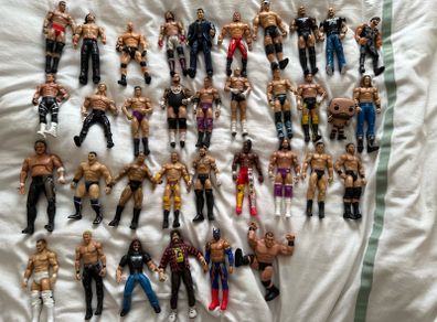 wwe 35 wrestlers action figures lot