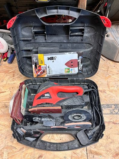 Black + Decker Sandstorm Sander