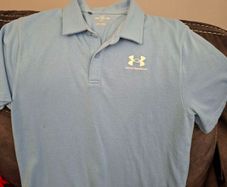golf underarmour tshirt & shorts