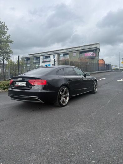 Audi A5 2.0d Quattro S-line Black Ed High Spec