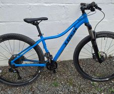 trek cali sl lightweight ladies bike
