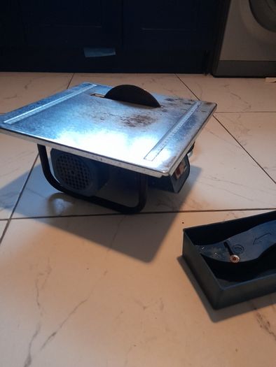 Wet tile cutter 600w excellent cond