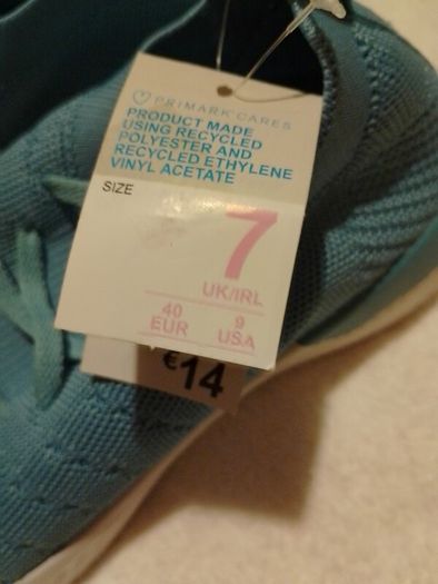 Trainers Size: 7