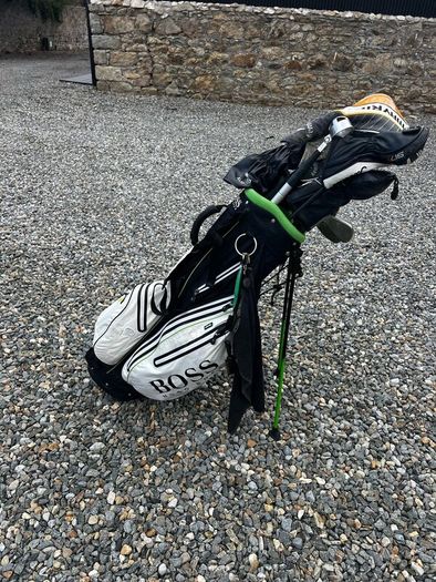Golf bag (no clubs)