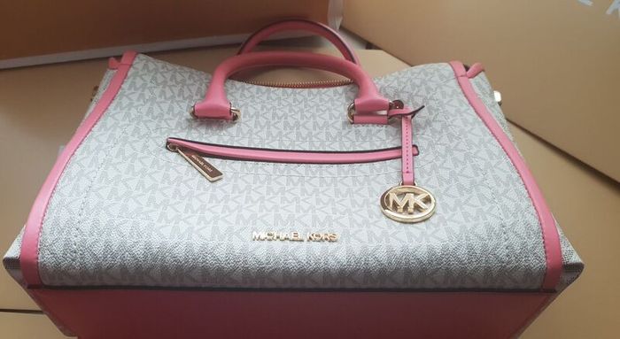 New Michael Kors Bag