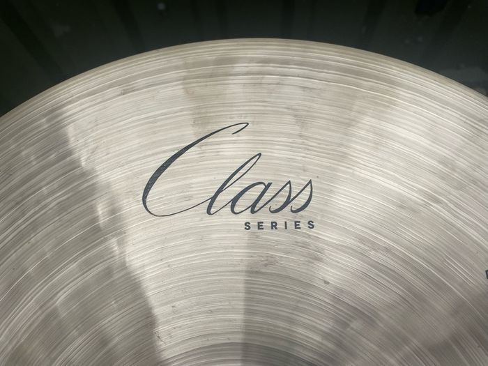 UFIP Classic Series 20" Medium Ride Cymbal