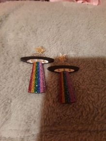 funky ufo earrings