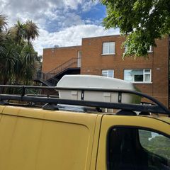 Roof rack and ladder roof box 290