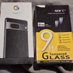 Pixel 7 Box + Tempered Glass Screen Protector
