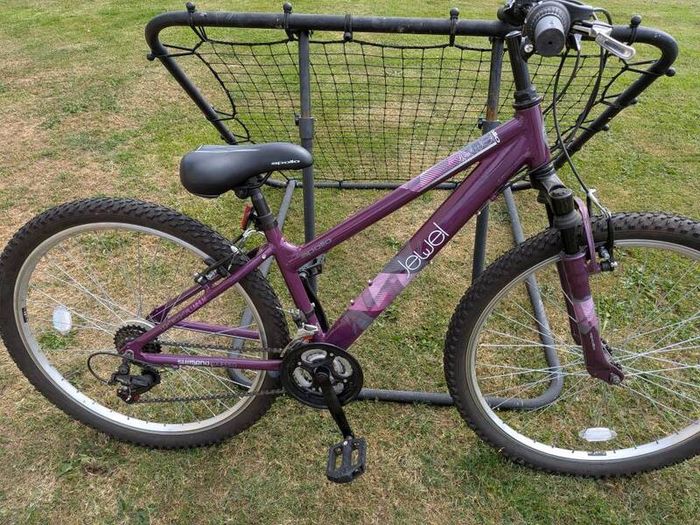 Apollo Jewel - Girls Mountain Bike