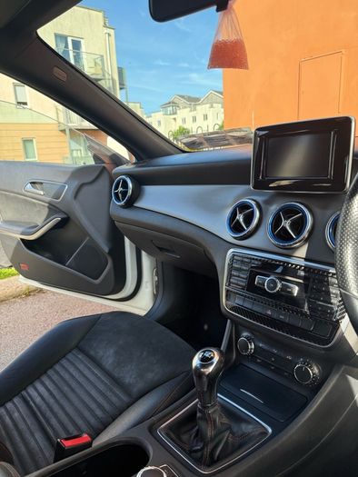 Mercedes