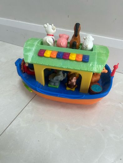 toys Noah's ark