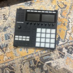 Native Instruments Maschine MK3