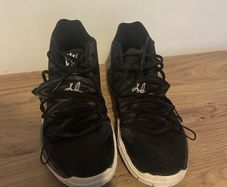 Nike Kyrie 5