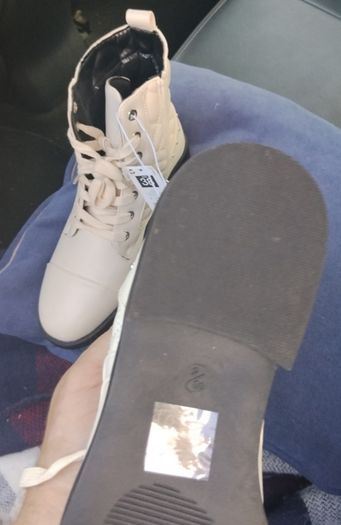 ladies shoe/boot