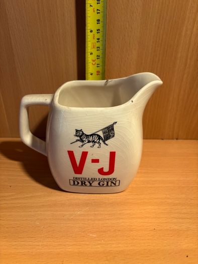 Pub jug