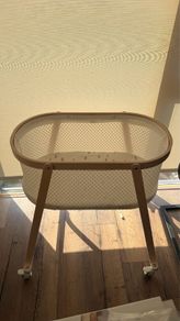 Bassinet with mattress and 2 Fitted sheet