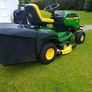 John Deere Ride On Lawnmower Image 4