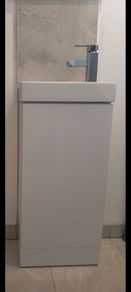 Vanity unit with basin