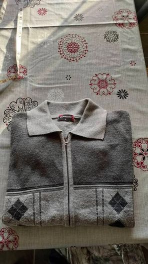 Guv'nors vintage style cardigan Size large Great condition Very retro