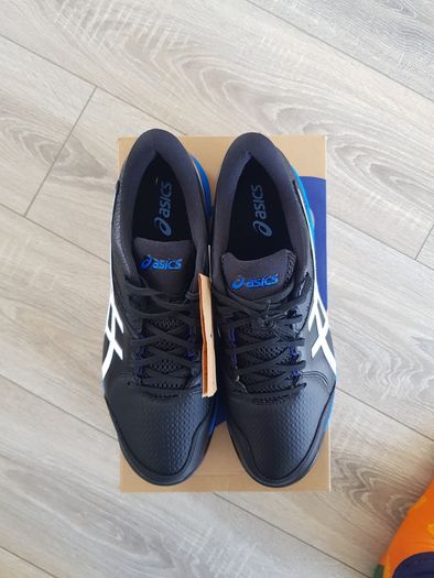 Mens Sports Shoes UK Size 11