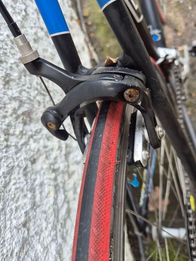 Felt F95 road bike