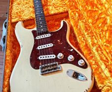 Fender Custom Shop 1960 Stratocaster Vintage White Relic (Delivery available)
