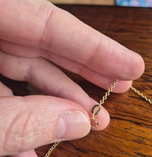 9ct Gold Necklace