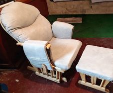 Nursing chair
