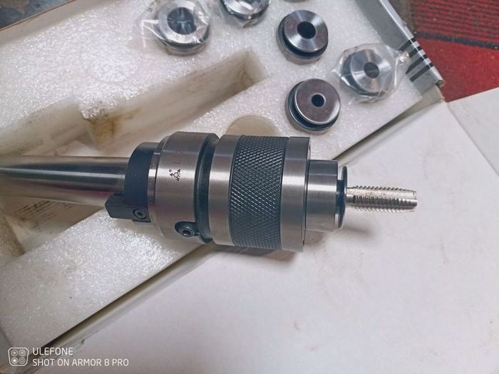Quick change Tap collet