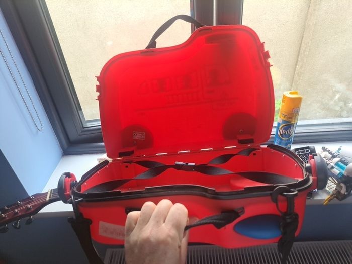 kids suitcase