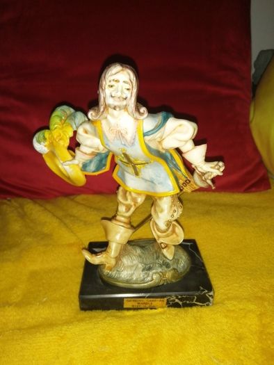 Italian Figurine of Musketeer.